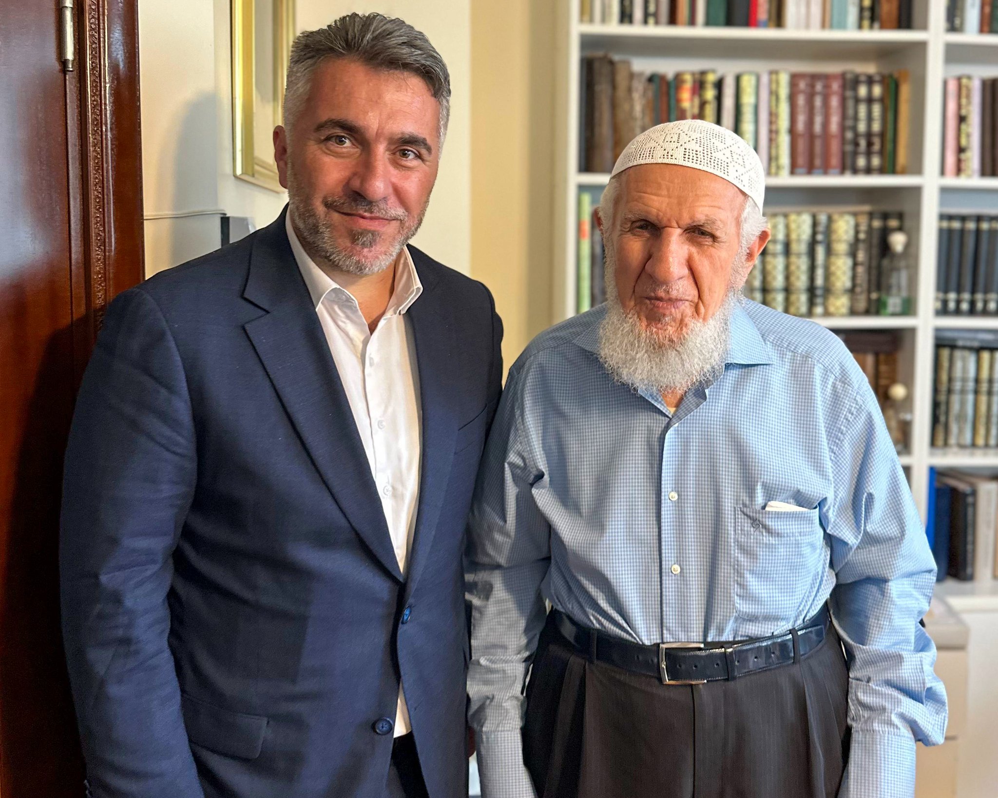 Selim Kaya ve Yönetimi, Prof. Dr. M. Cevat Akşit Hocaefendi’yi Ziyaret Etti